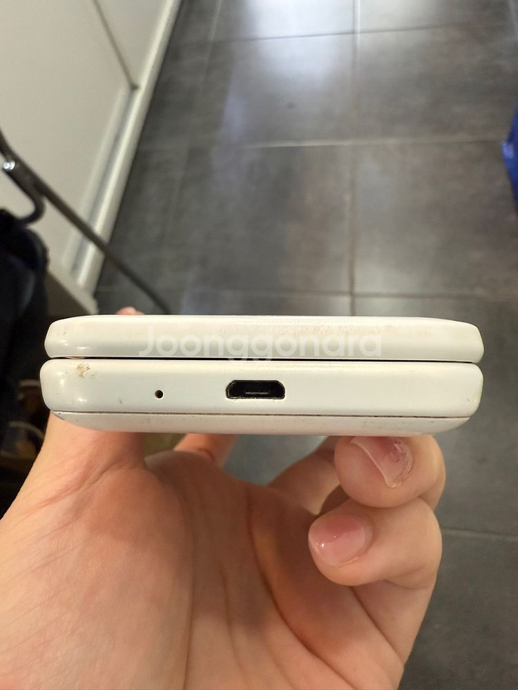 갤럭시폴더2/G160 32GB 화이트 Y1000--3