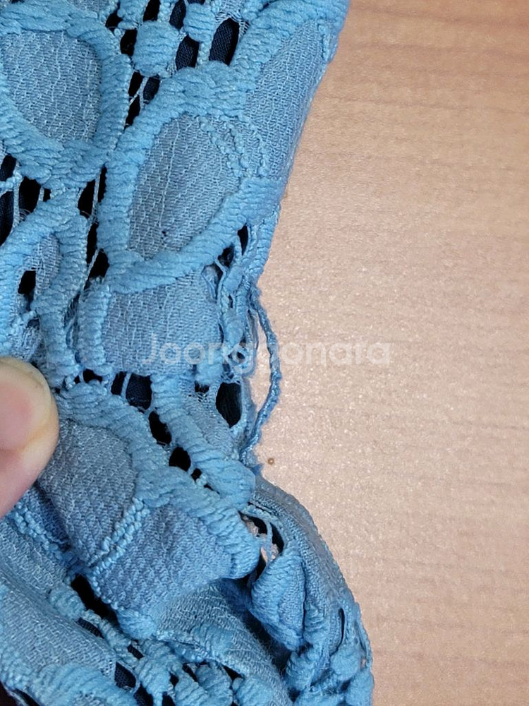 BCBG 비씨비지 레이스무늬 민소매 롱원피스--3