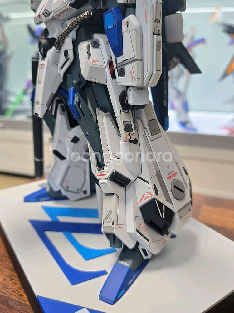 MG FAZZ 컨버전 고퀄 작품 분양 합니다--4