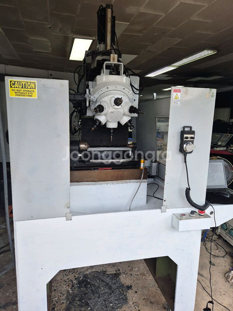 탭핑센터 CNC 조각기--0