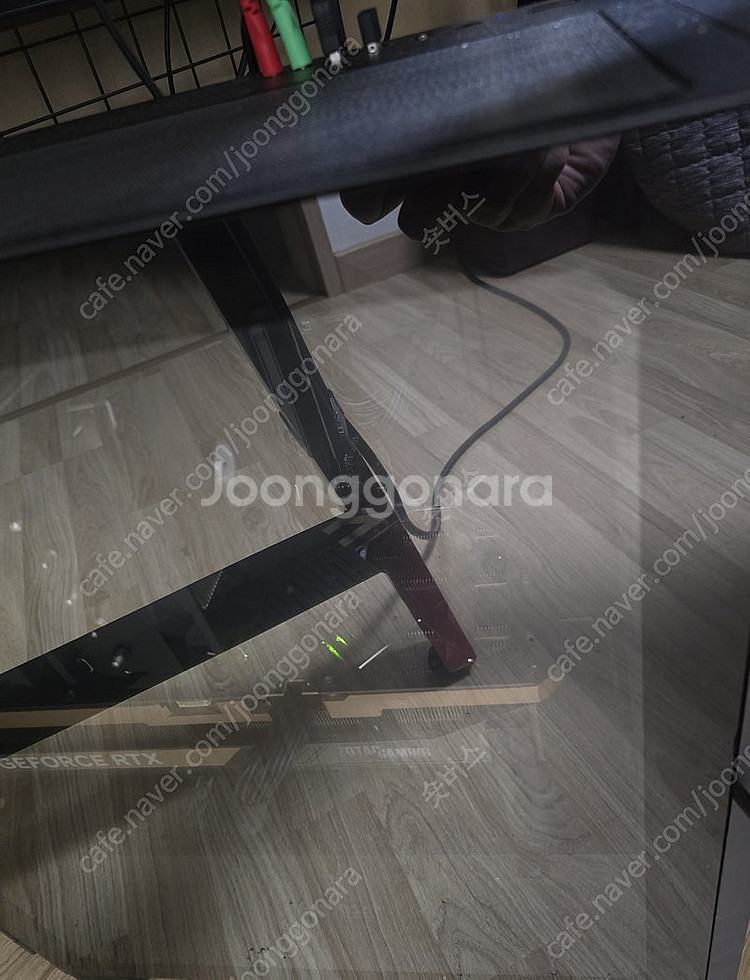 7800X3D 5070Ti 하이엔드 게이밍컴퓨터팝니다--0