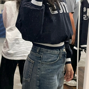 롯데자이언츠 맨투맨 xs사이즈 택포금액
