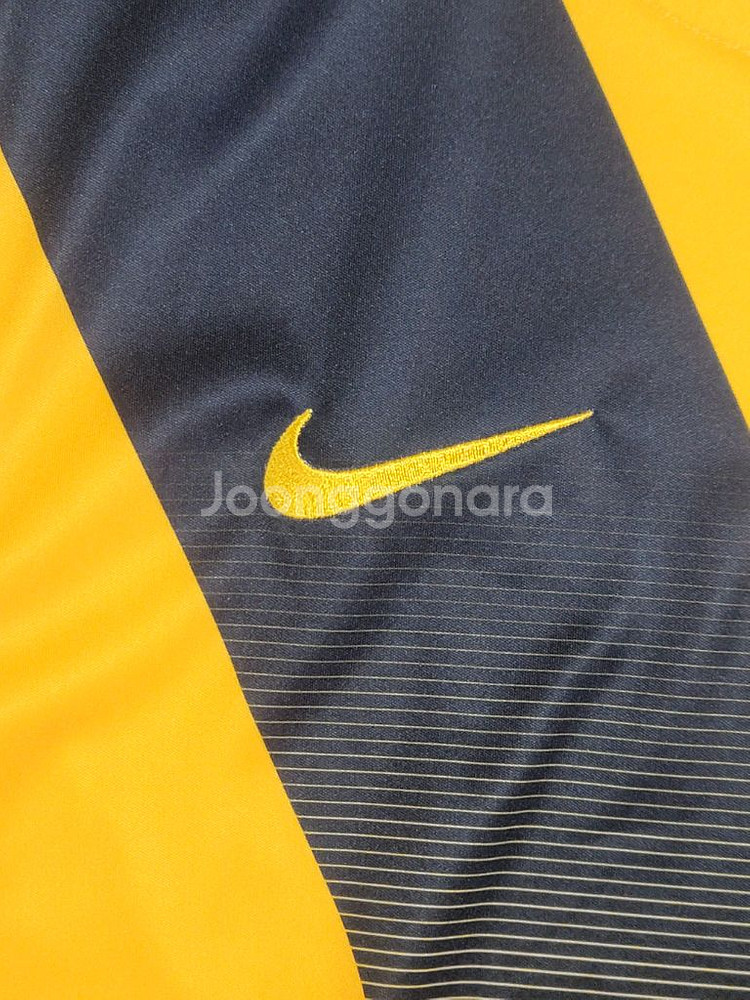 (새상품)NIKE 나이키 기능성 드라이핏 반팔라운드티--1