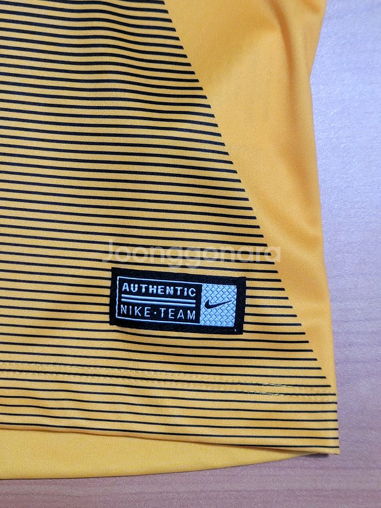 (새상품)NIKE 나이키 기능성 드라이핏 반팔라운드티--6
