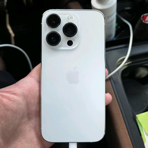 아이폰 14pro 128기가 실버 팝니다