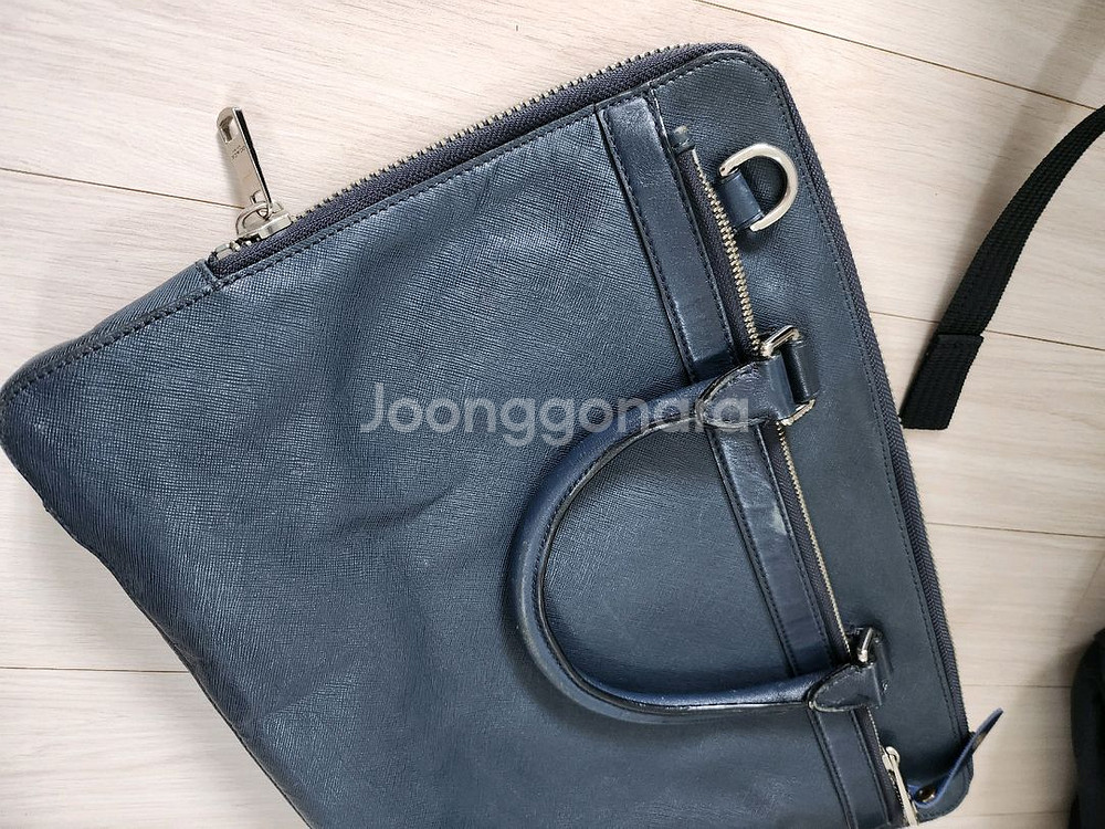 코치 가죽 서류 가방--0