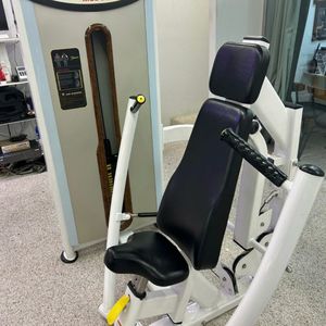 파라마운트 체스트 프레스 급처