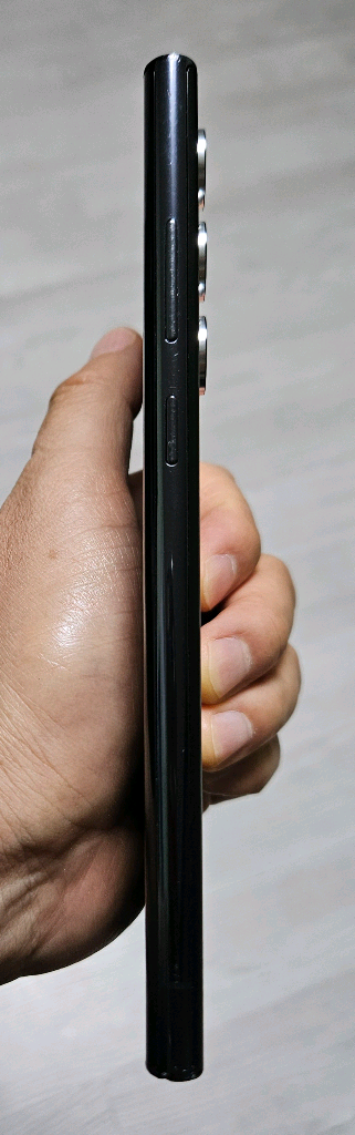 갤럭시 S22울트라 블랙 256GB 싸게 팝니다.--5