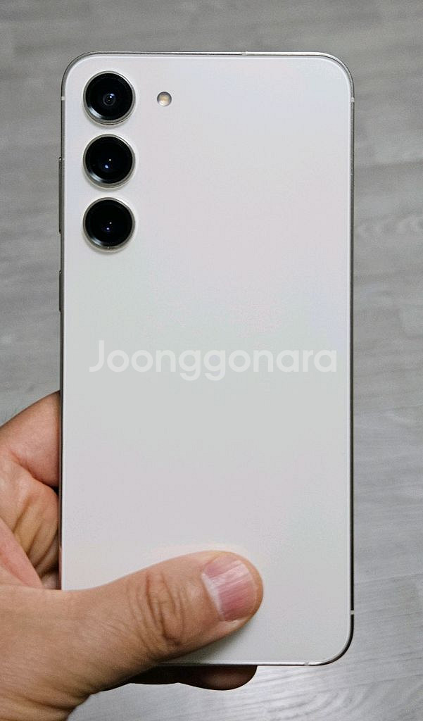 갤럭시 S23플러스 크림 256GB A급 싸게 팝니다.--1