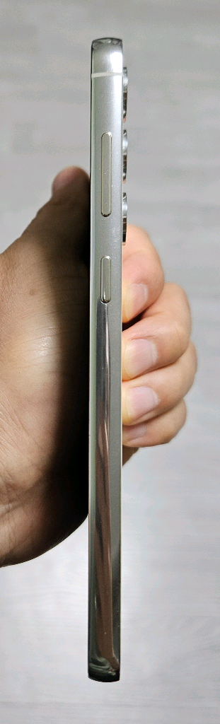 갤럭시 S23플러스 크림 256GB A급 싸게 팝니다.--4