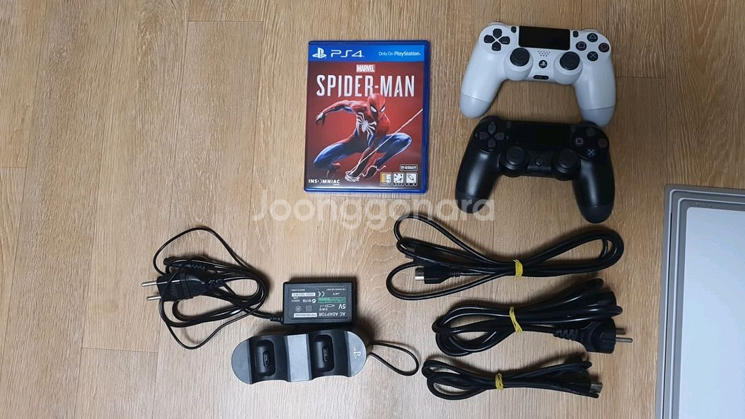 PS4 프로 PS4 PRO 7117B 화이트 (1TB)--1