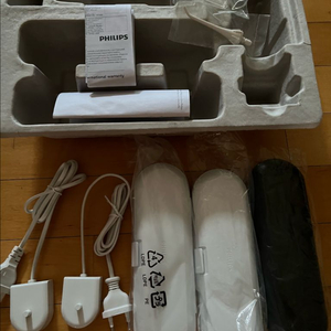 새상품)필립스 전동칫솔 충전기와 케이스만 개별 각각
