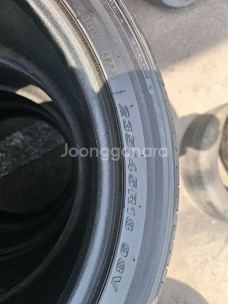 235 45 18 넥센 굿타이어--1