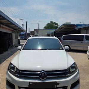 폭스바겐 2013년식 투아렉