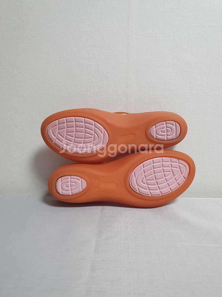 택포가 240mm 크록스 샌들 이자벨라 미니 웨지 코랄--6