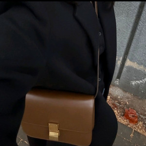 셀린느 클래식박스 카멜 미듐