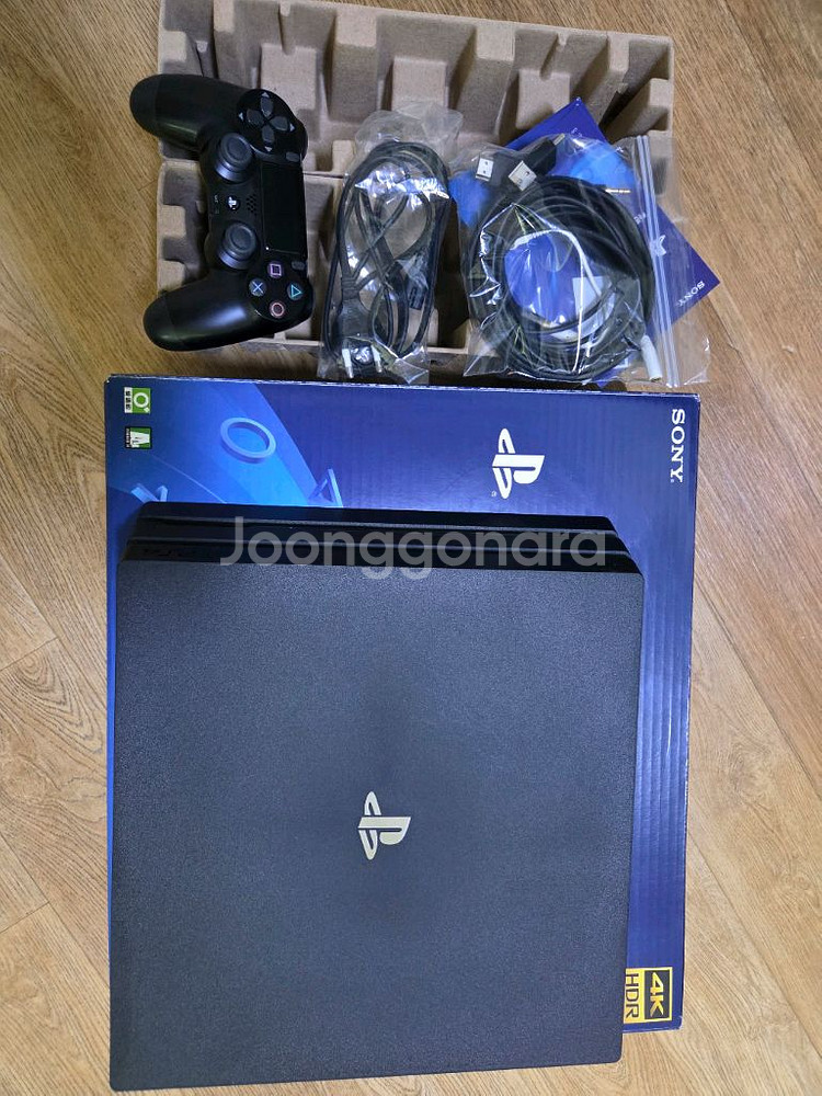 ps4 pro 1TB 및 필수 게임 8개 팝니다--0