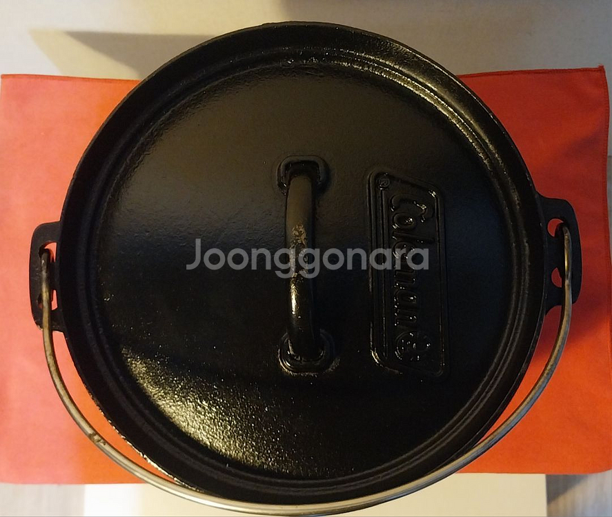 (중고)콜맨 무쇠냄비 팝니다.(9.5인치)--2
