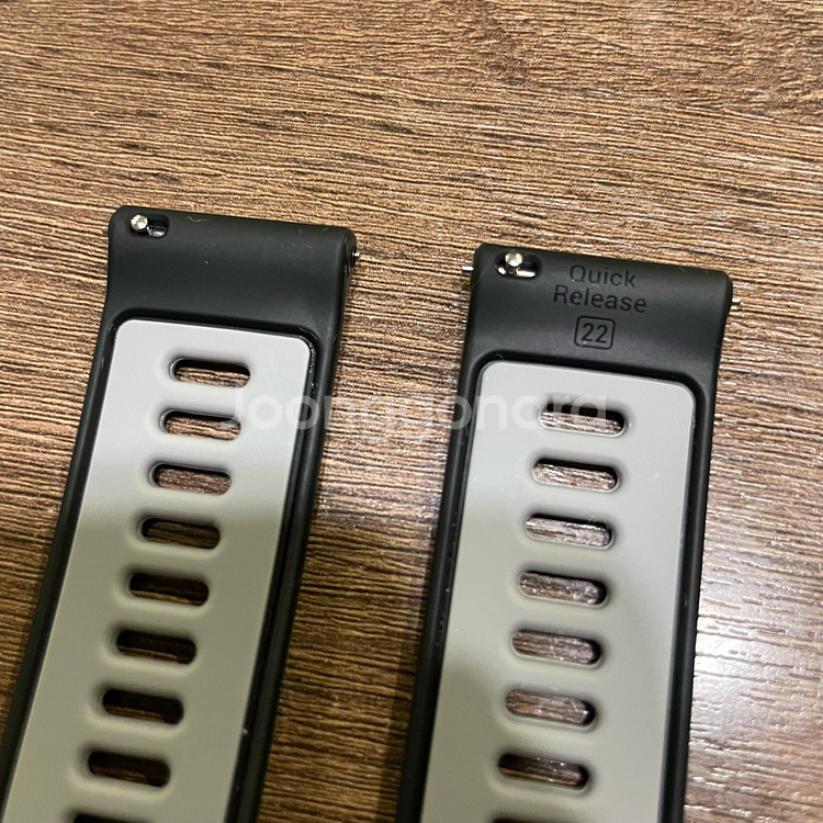 가민 퀵릴리즈 22mm 실리콘 밴드 블랙 정품--3