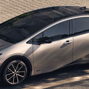 도요타 프리우스