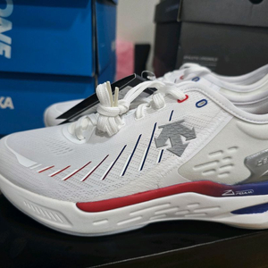 9. 데상트 에너자이트 Z 이미지