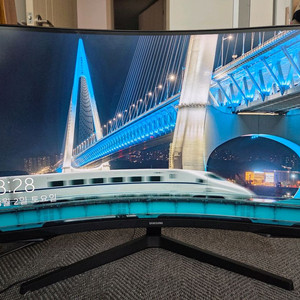 삼성 32인치 QHD 144Hz 커브드 모니터