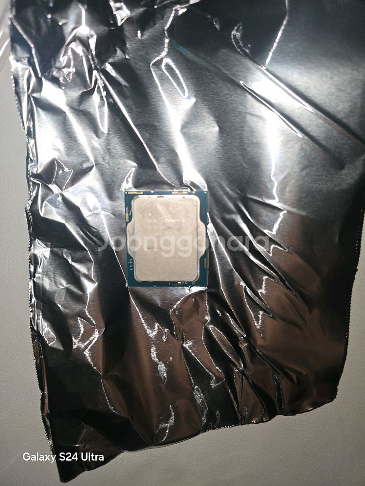 인텔 i3 12100f팝니다--1