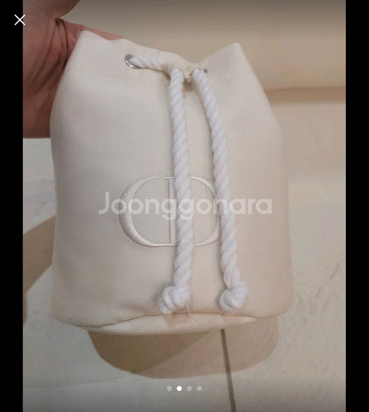 디올파우치 새상품--1