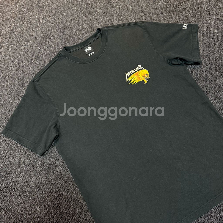 뉴에라 x 메탈리카 반팔 티셔츠--1