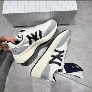 새상품 MLB 청키 조거 (3ASXX112N) 230