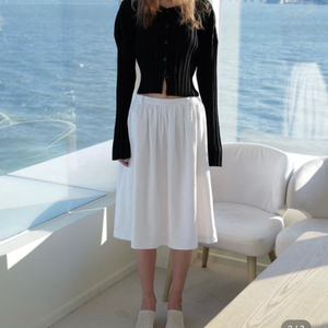 르셉템버 FLORE MID FLARE SKIRT