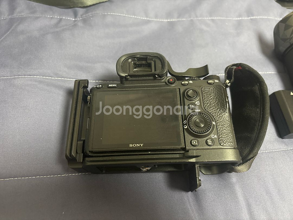 소니 A7R3 + 탐론 28-200등 렌즈3종 및 용품--2