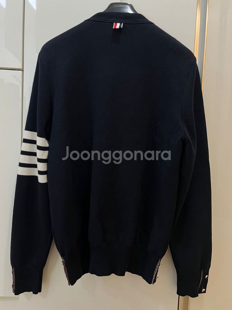 25fw 톰브라운 밀라노스티치금장가디건 3사이즈--1
