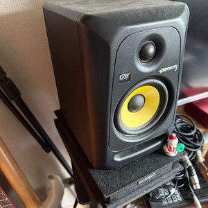 KRK Rokit 5 스피커