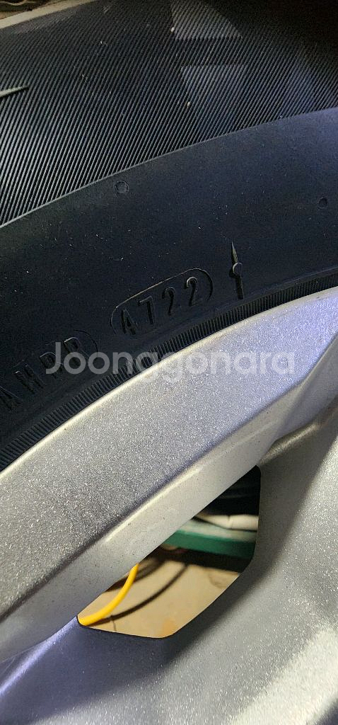 렉스턴스포츠 18인치 정품 휠 + 스노우타이어--1