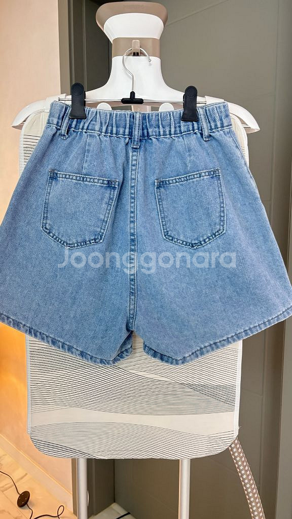 하엄지 루흐 도트 러플 랩블라, 모노앤밀키 숏츠--6