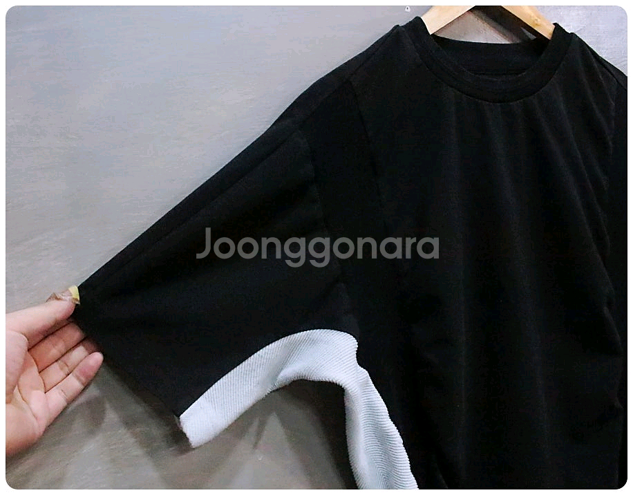 [95] 시스템옴므 19ss 니트 배색 반팔 티셔츠--3