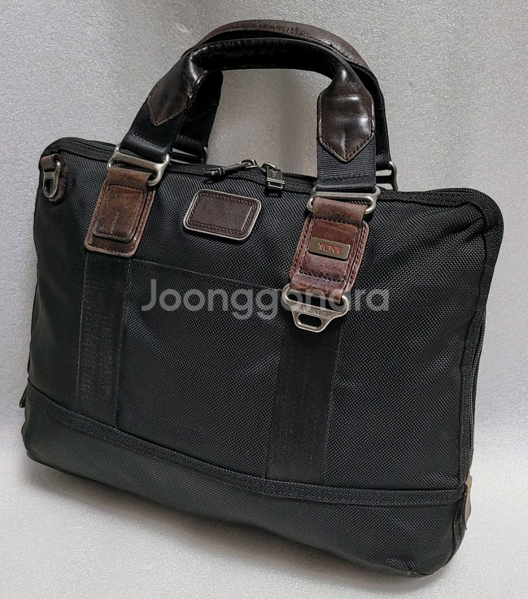 투미 알파브라보 찰스턴 컴팩트랩탑브리프 22610HKH--0