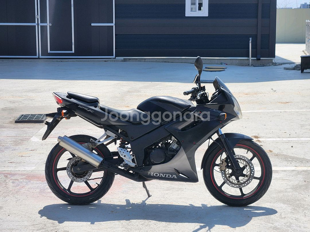 혼다CBR125 / 10년식 / 6만키로 / 85만원--1