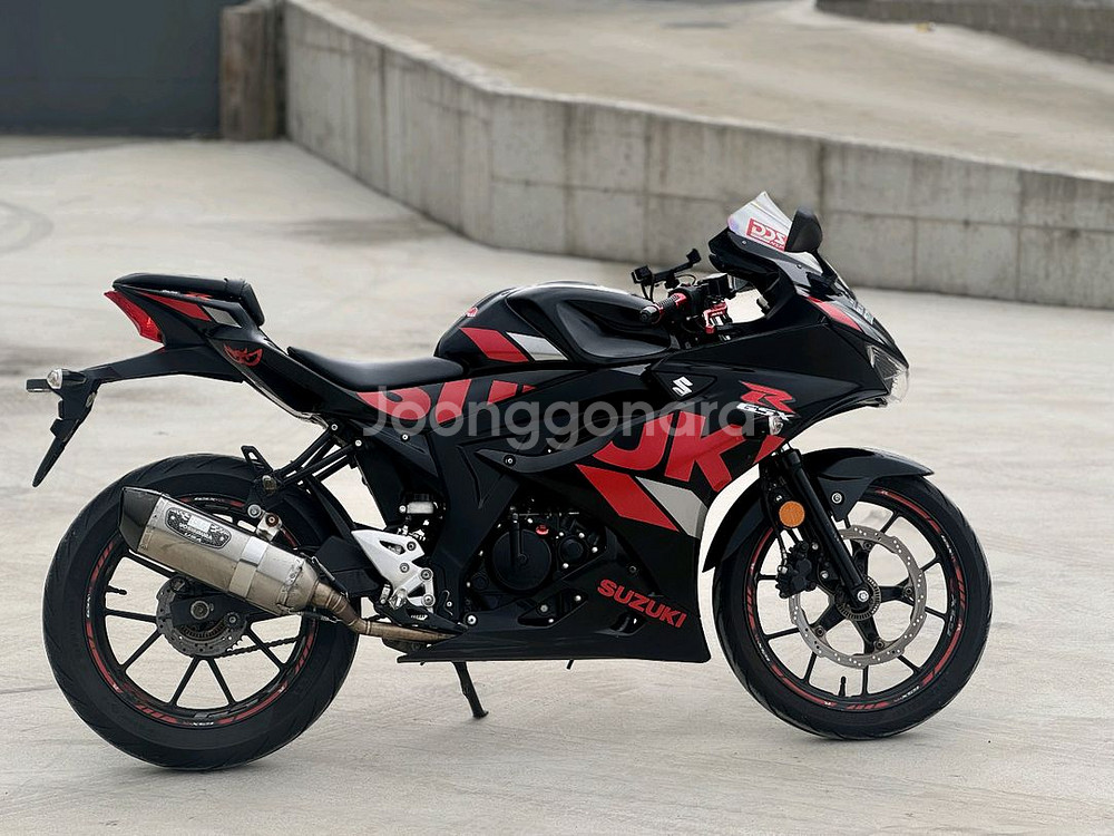 스즈키 GSX-R125 / 19년식/2만키로 /270--1