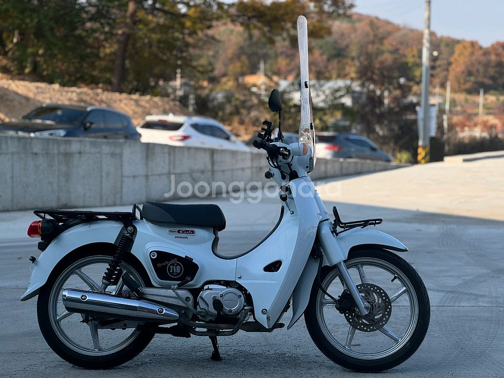 혼다 슈퍼커브 / 22년식 / 2만키로 / 140만원--1