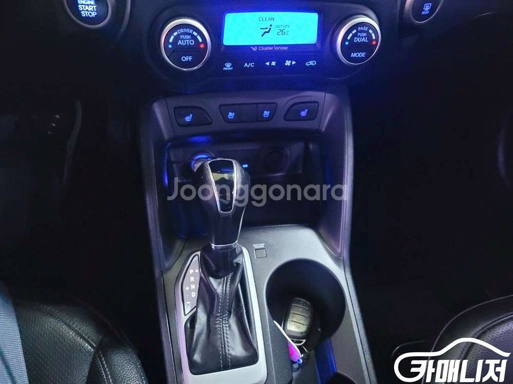 [현대]뉴 투싼iX 디젤(E-VGT)2WD 모던 (5인--9
