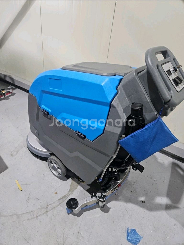 산업용 바닥청소기 중고판매--1