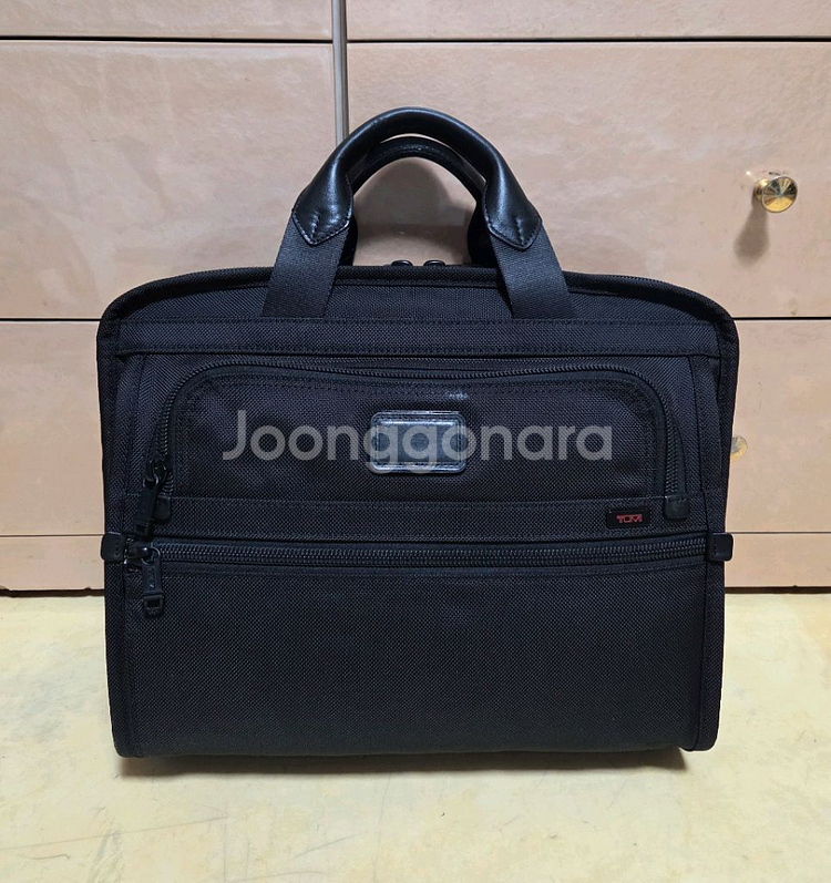 투미 정품 알파 라지 스크린 랩탑 브리프케이스--0