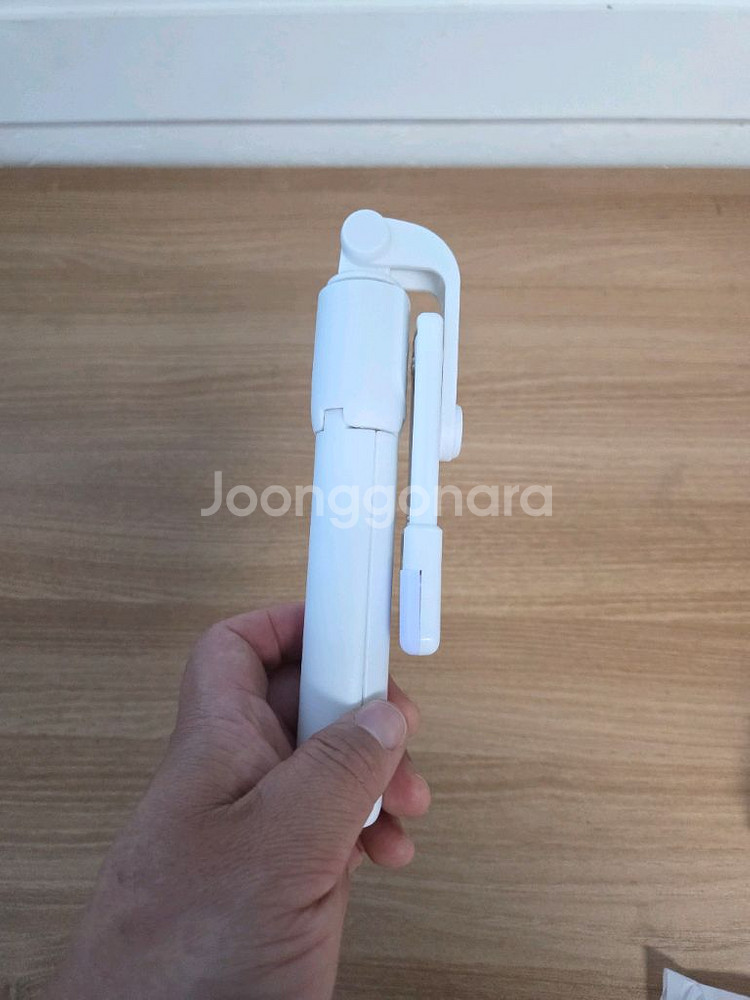 블루투스 셀카봉 삼각대 미사용 제품 판매합니다--7