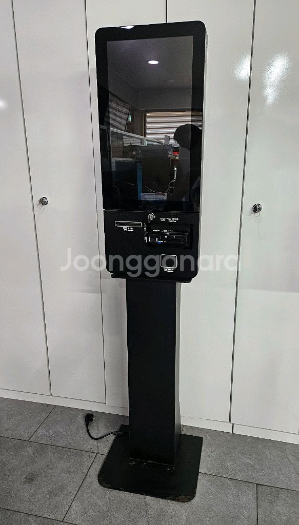 하나시스 22인치 대형 키오스크 스텐드포함--0