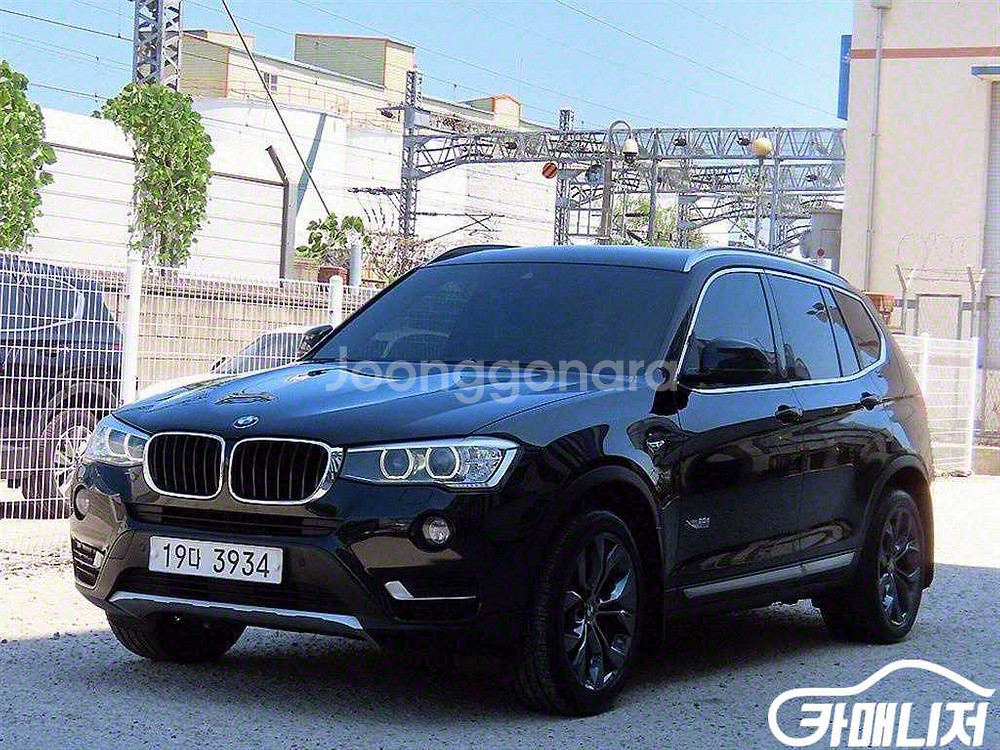 [BMW]X3 (F25) xDrive 20d xLine--1