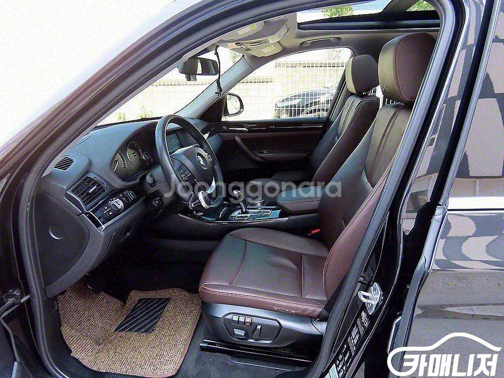[BMW]X3 (F25) xDrive 20d xLine--4