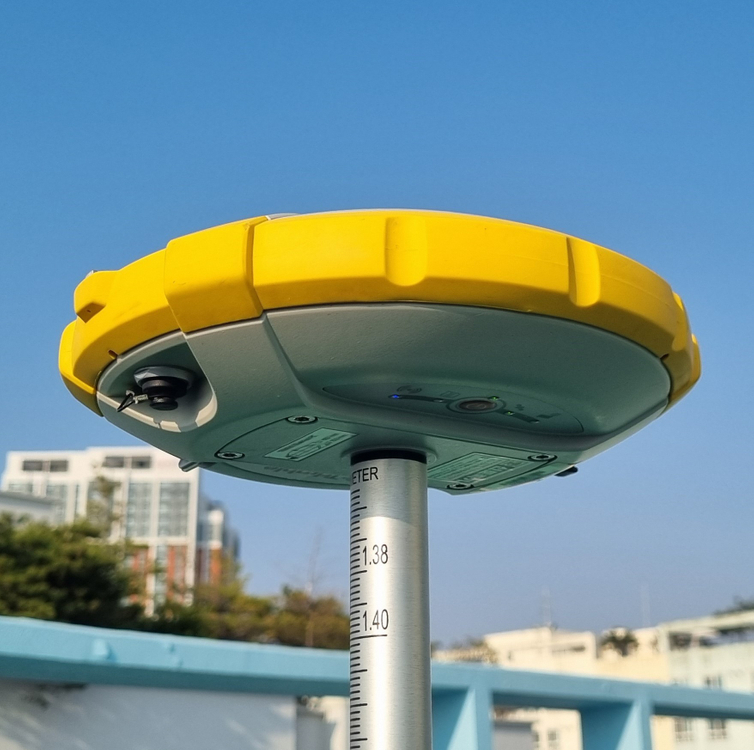 가성비 중고 트림블 GPS측량기 R4s(sn:0013) 이미지