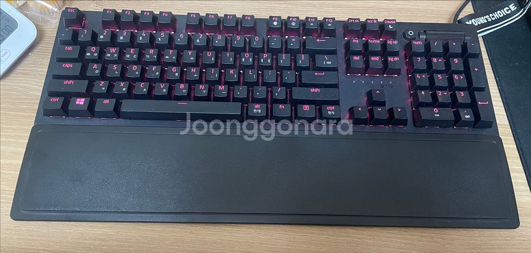 레이저 BlackWidow V3 키보드--2